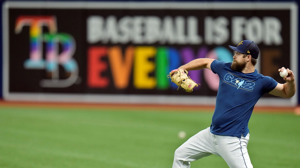 Despite embracing LGBT fans, no active MLB player is openly gay - Vimarsana News