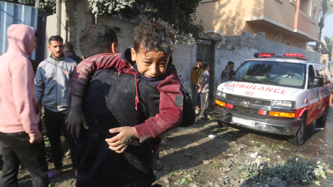 Fighting intensifies in southern Gaza as aid halted | ksdk.com