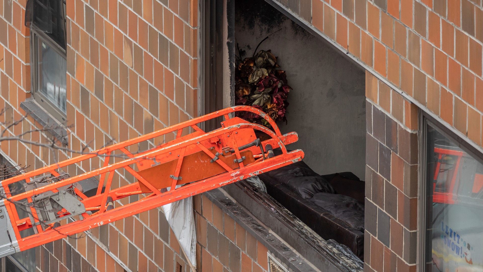 Deadly fire in NYC Bronx: Space heater blamed, 17 killed | ksdk.com