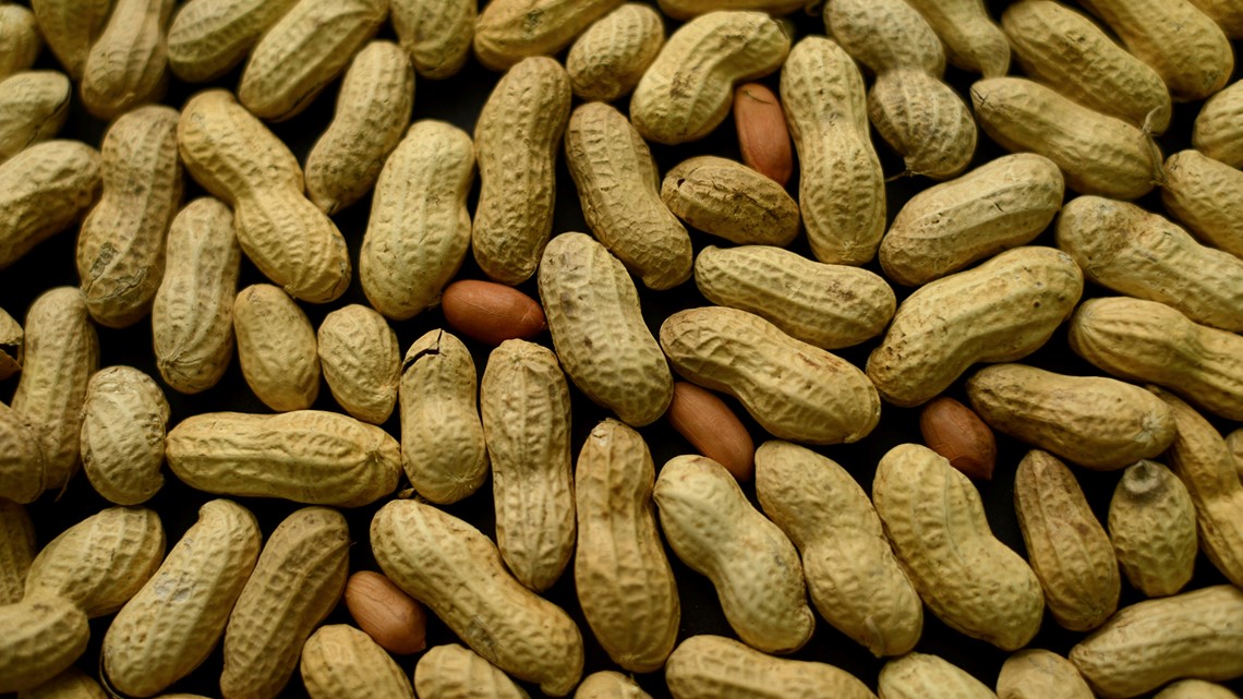 How to handle a peanut allergy when eating out - Vimarsana News