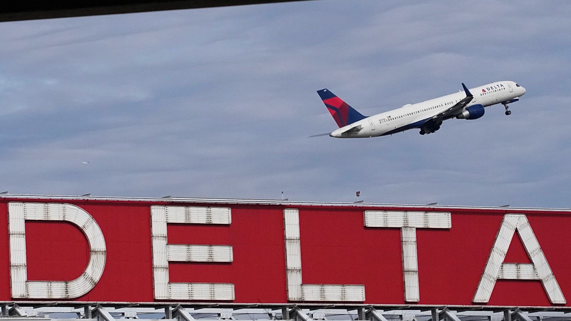 Delta pilot accused of threatening to shoot captain on flight - Vimarsana News