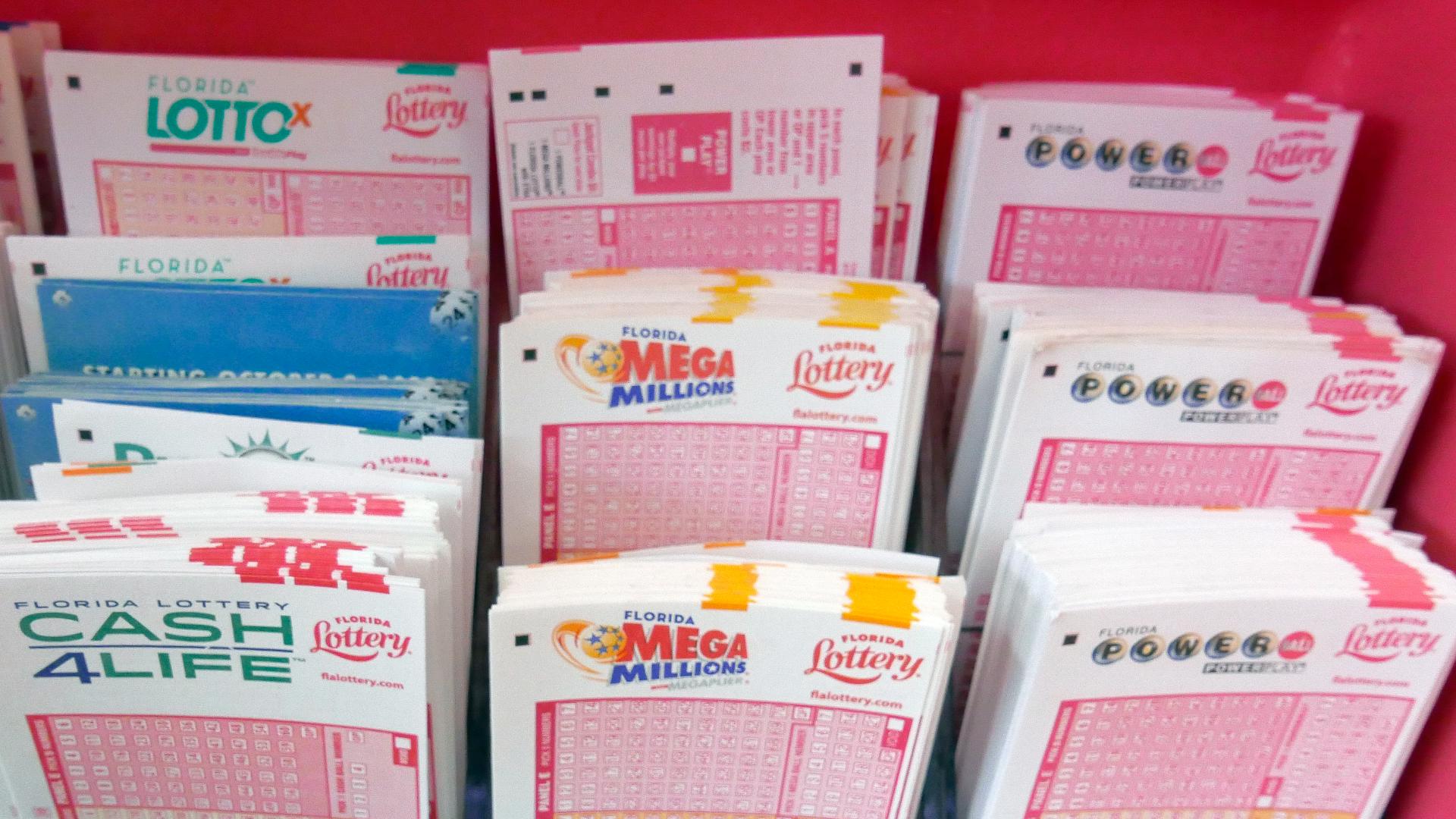 Florida postal worker arrested for allegedly stealing winning lottery ticket