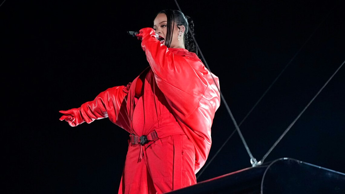 Watch Rihanna's Super Bowl Halftime Show