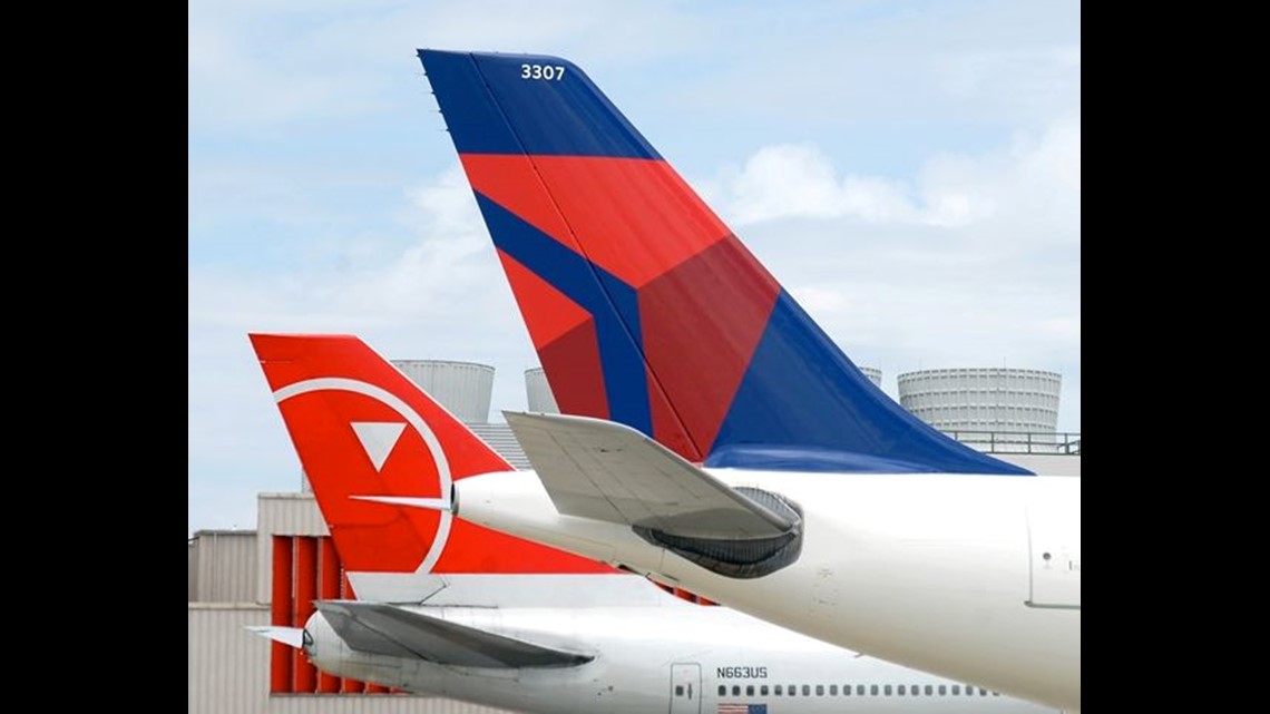 Delta Airlines Tail Logo United Airlines And Travelling - nwa cargo 747 roblox