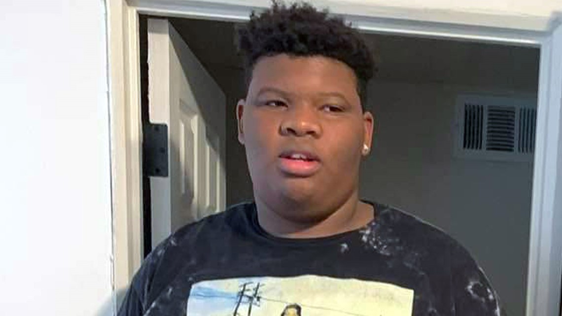 Teen who fell to his death at Florida amusement ride dreamed of football  career