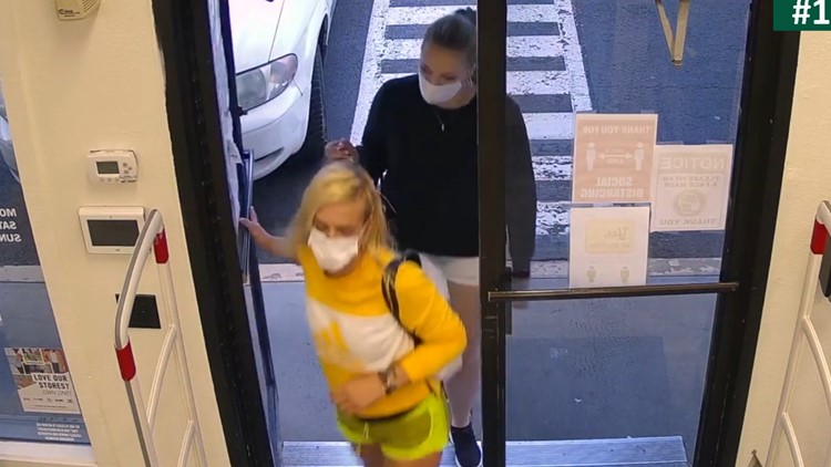 Plato's Closet St Louis Mo
 - Video Shows Robbery Suspects Assaulting Plato S Closet Worker Ksdk Com