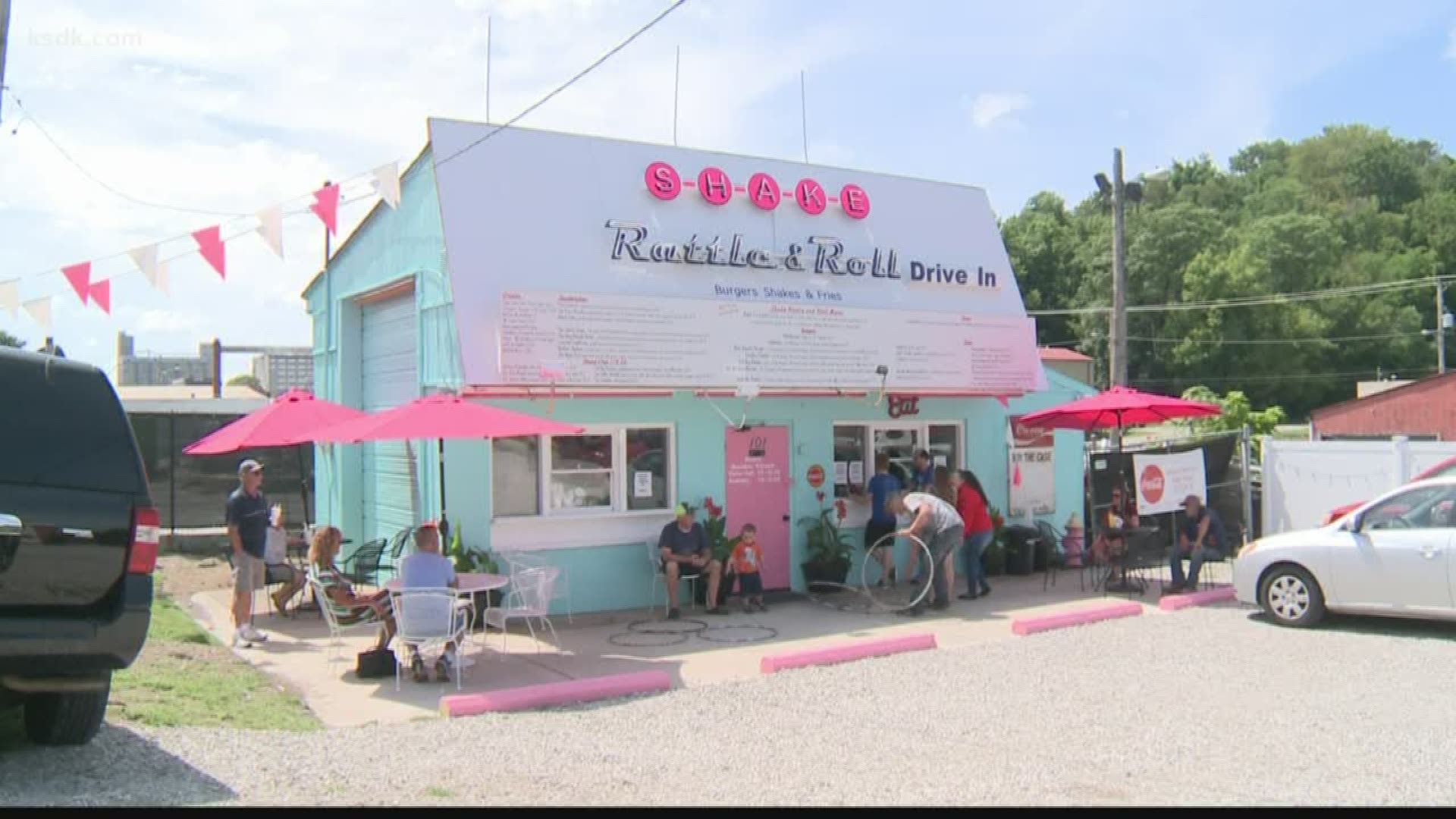 Shake, Rattle, and Roll Drive-In is an old-fashioned ‘50s themed drive-in.