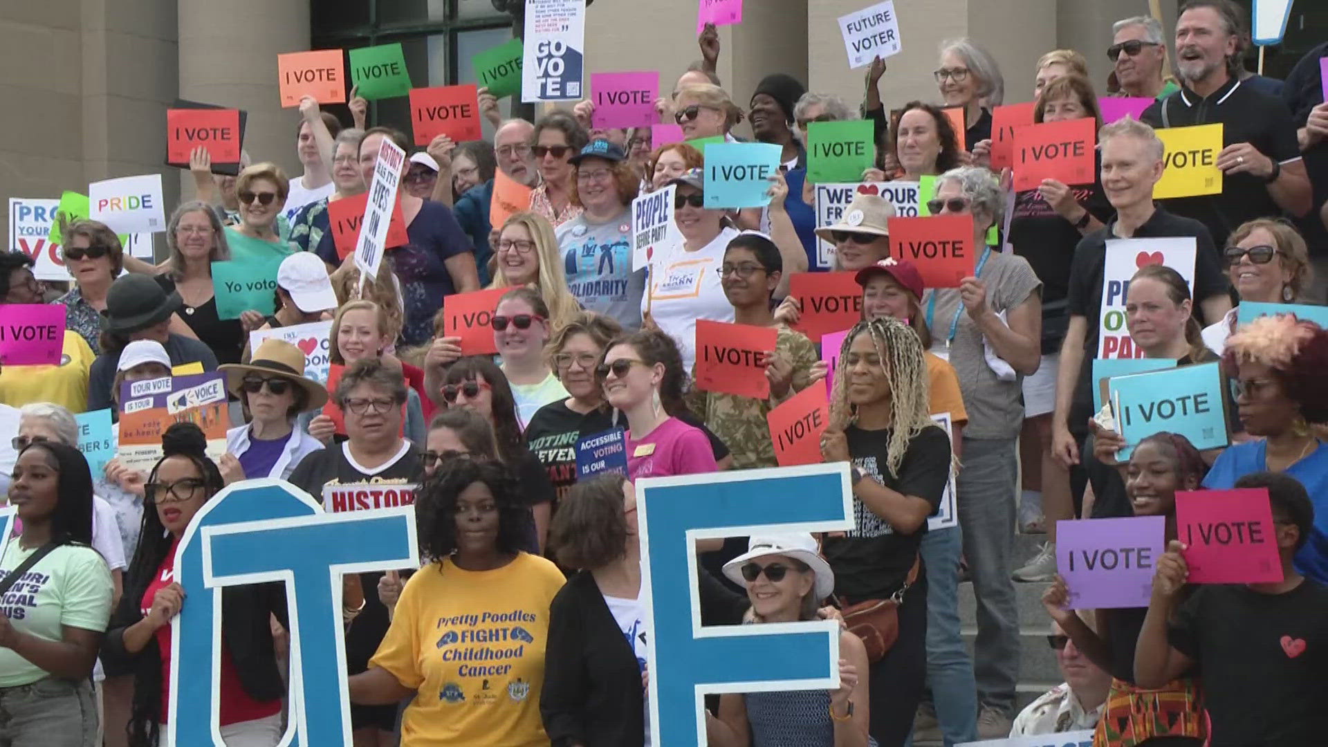 The Missouri History Museum hosted a dance event to promote voter registration. It honored National Voter Registration Day, Constitution Week, and more.