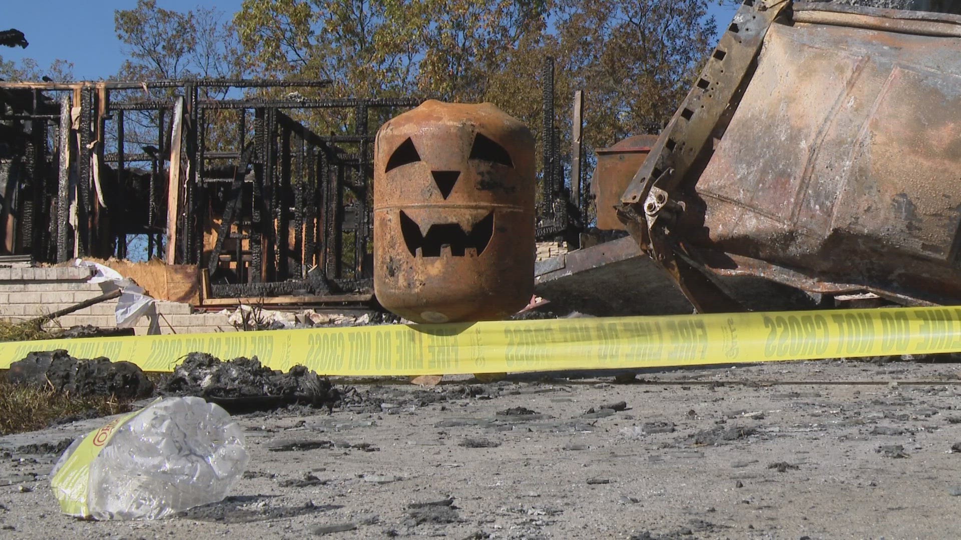 Lincoln County family loses everything in a house fire. A Lincoln County family lost everything Wednesday night after their house burned to the ground.