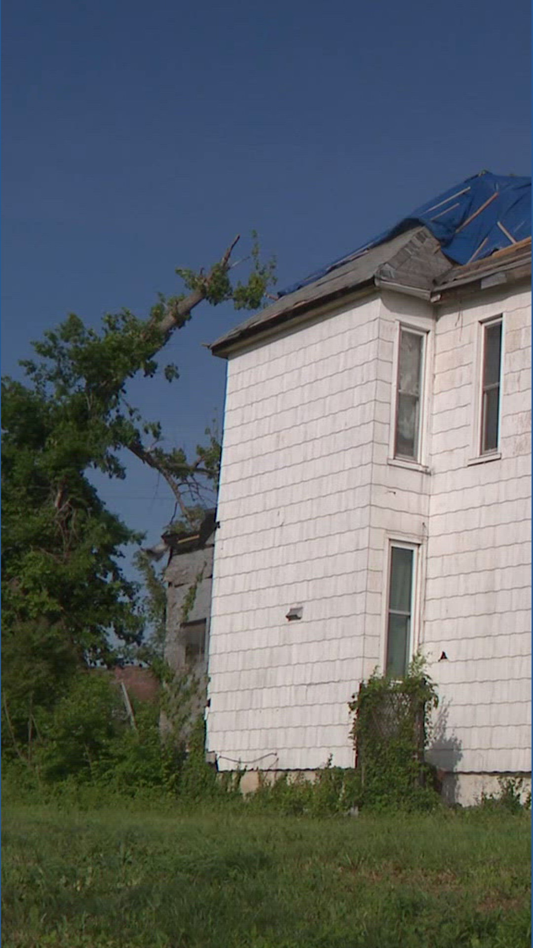 A year after tornado, north St. Louis couple still waiting for help ...