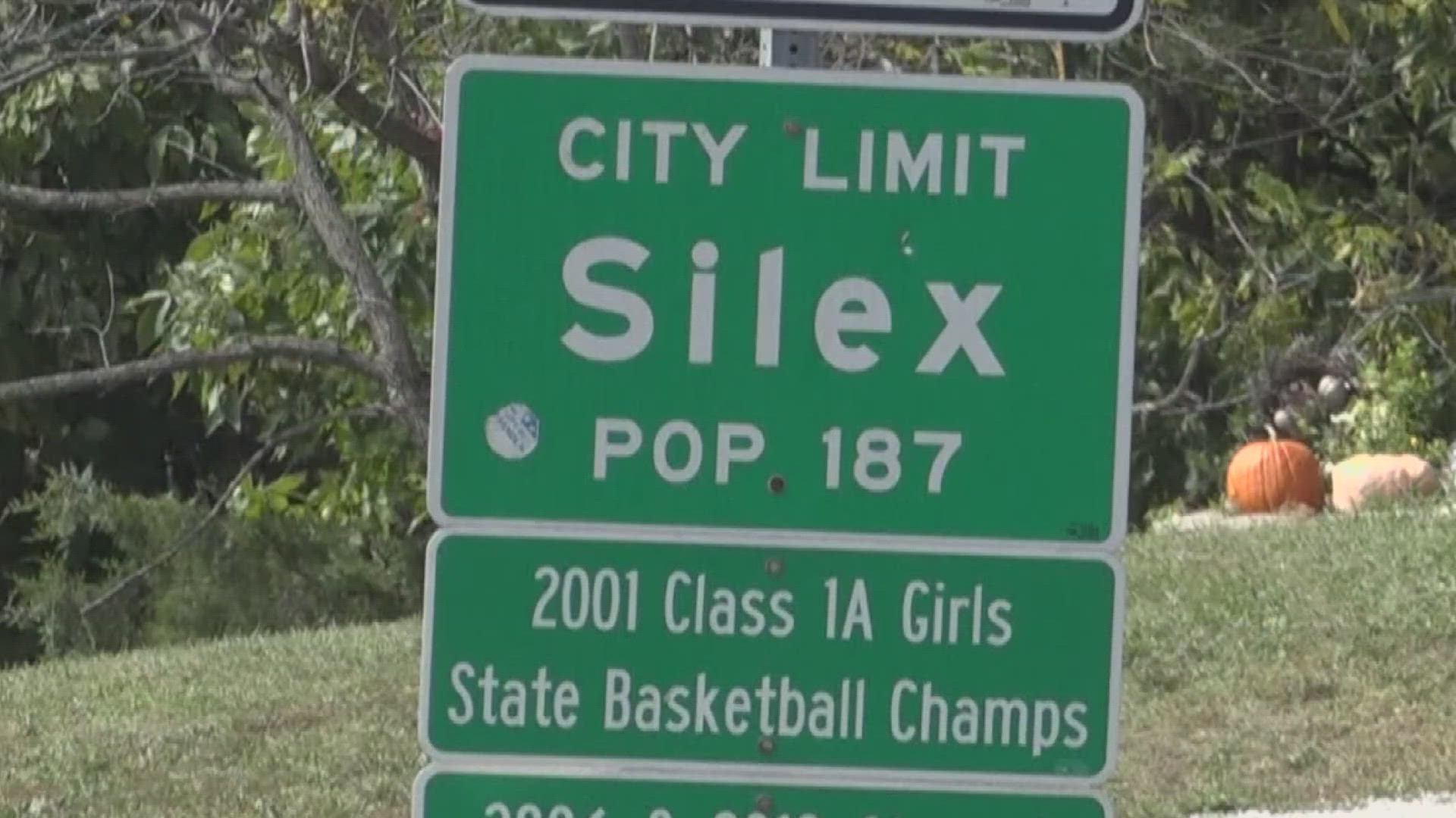 Thursday night in Lincoln County, residents of the town of Silex hope to get some answers about the safety of their drinking water. The EPA held the meeting.