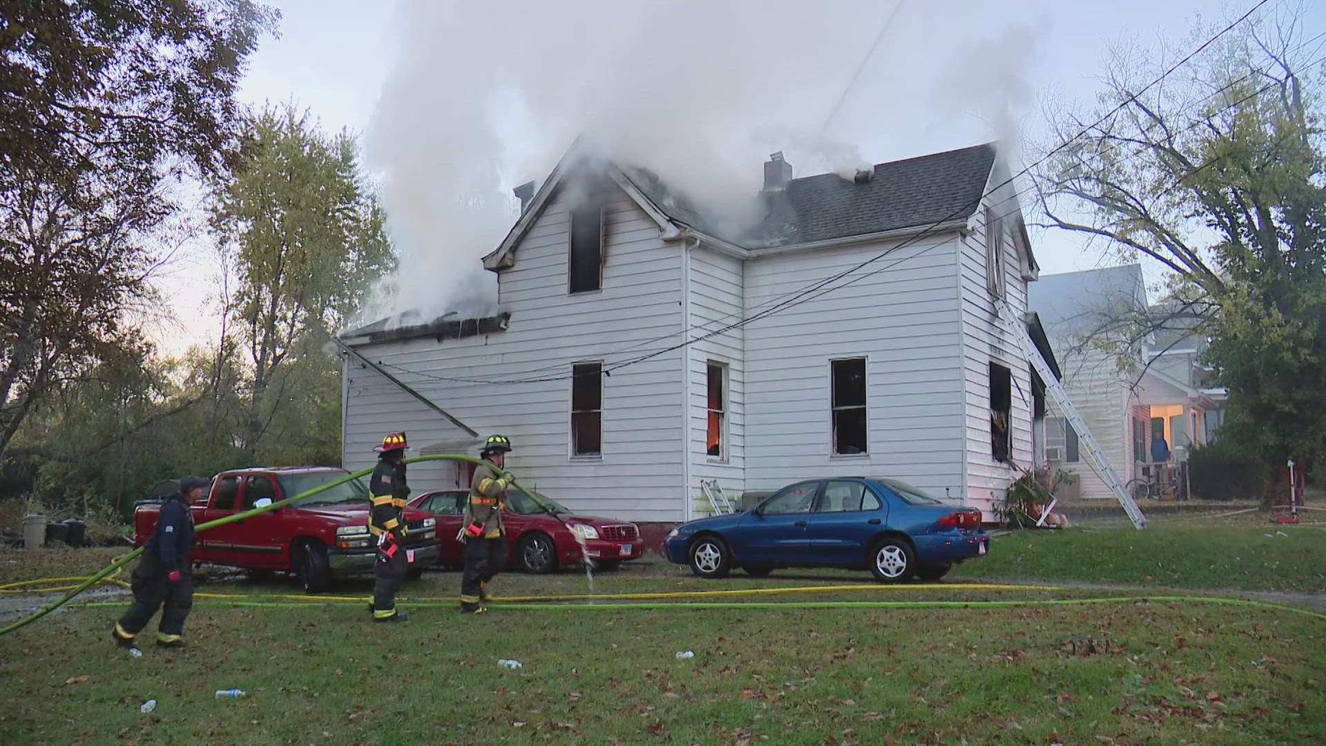 Three people were killed Monday morning in a house fire in Belleville, Illinois. The two-alarm fire started some time between 5 and 5:30 Monday morning.