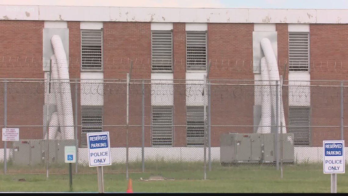 There's a new plan to close the 'work house' prison in St. Louis