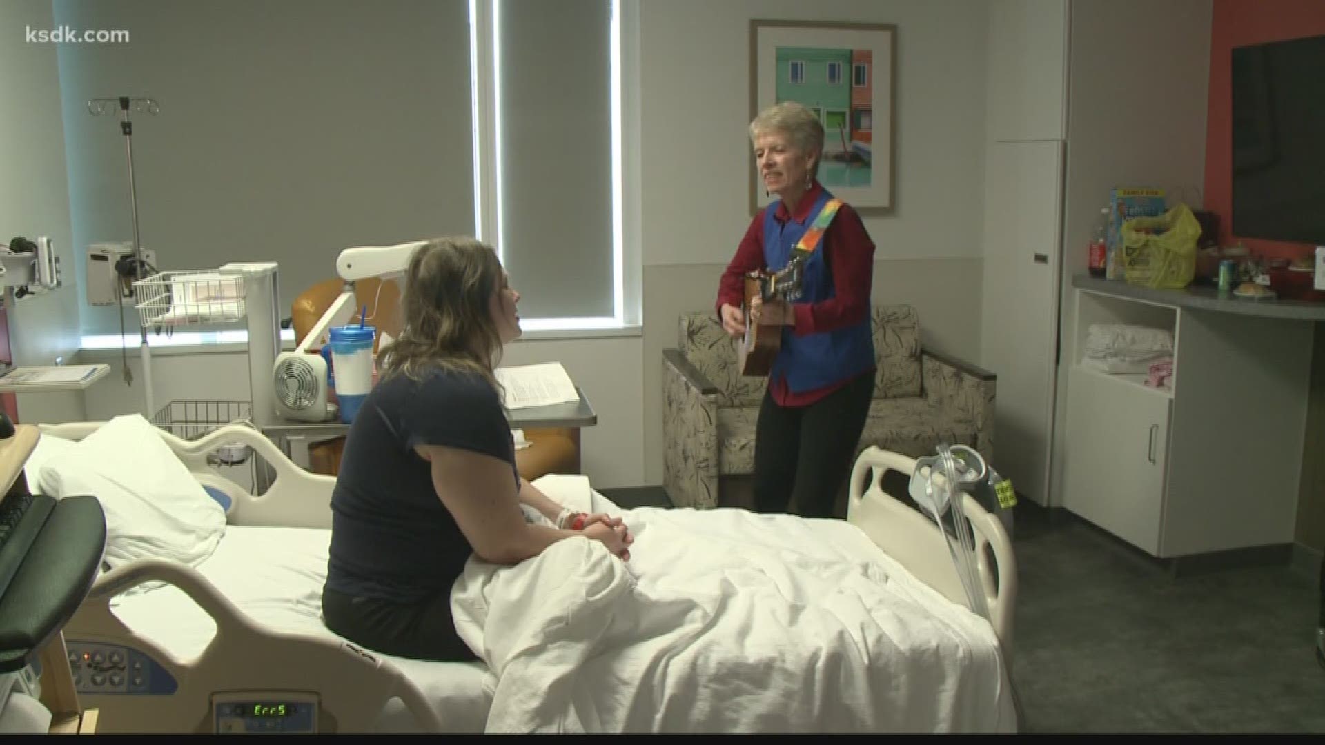 The last place anyone wants to be for Christmas is in the hospital. But as Mike Bush explains in this week's "Making a Difference" report, what a local volunteer is doing for patients is music to their ears.