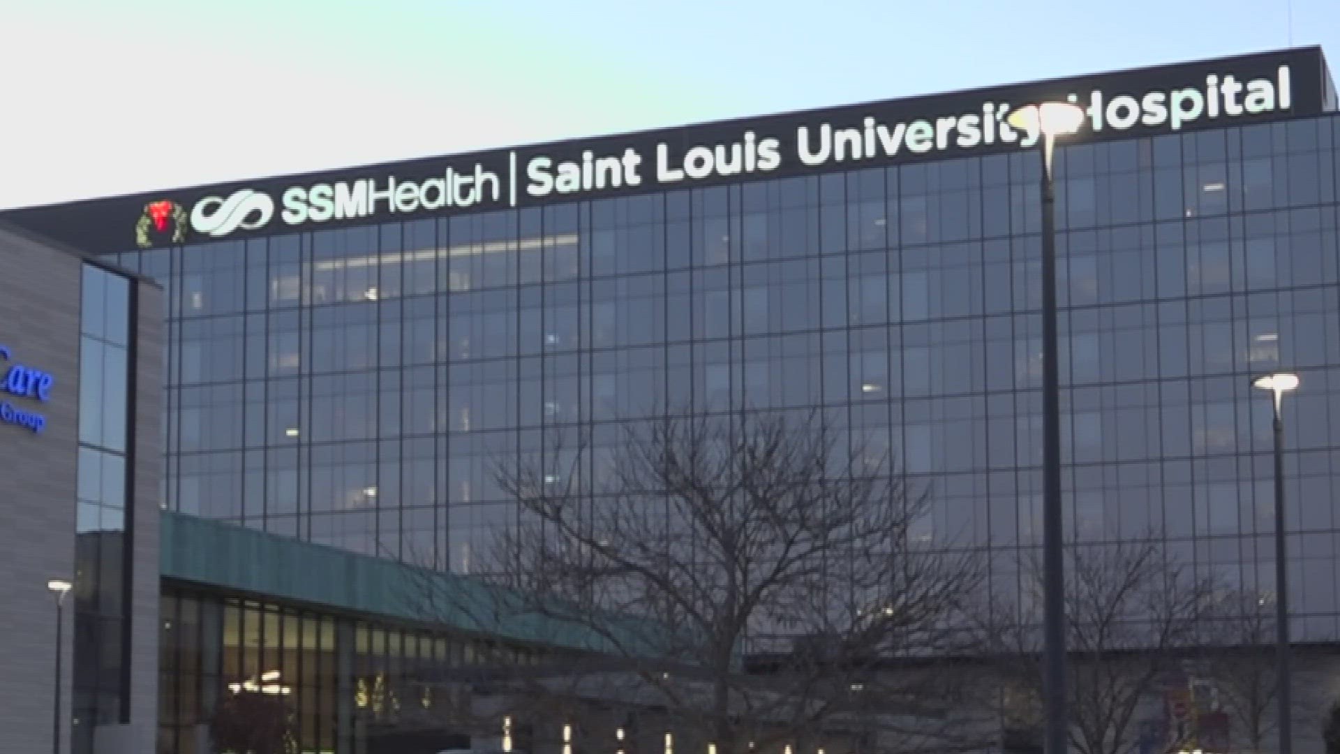 Nurses at St. Louis University Hospital are planning to hold a "candlelight vigil for patient safety." They are still negotiating for a contract.