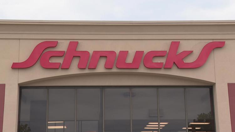 Schnucks workers vote to approve new union contract