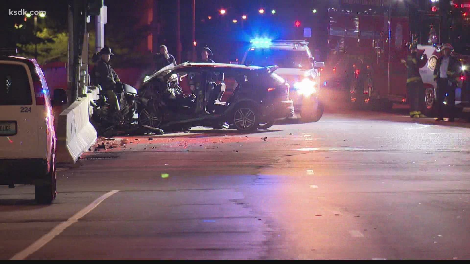 Driver identified in early morning crash near downtown St. Louis that