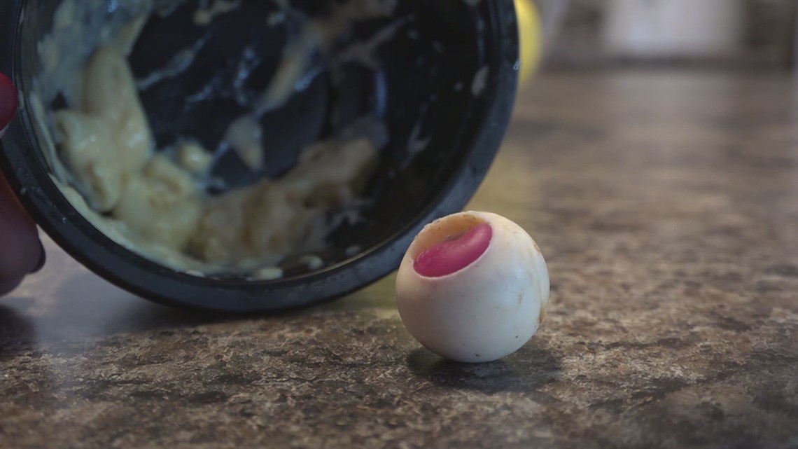 Eyeball-like object found in Bob Evans store-bought mac & cheese - Vimarsana News