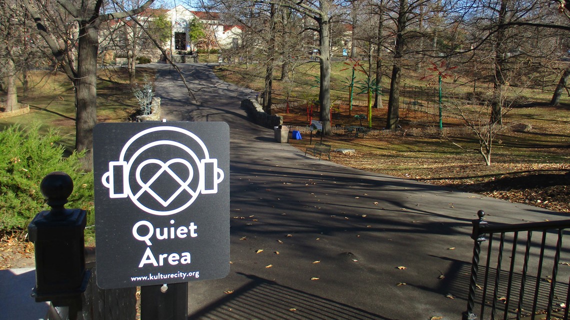 Saint Louis Zoo certified for sensory inclusion - Vimarsana News