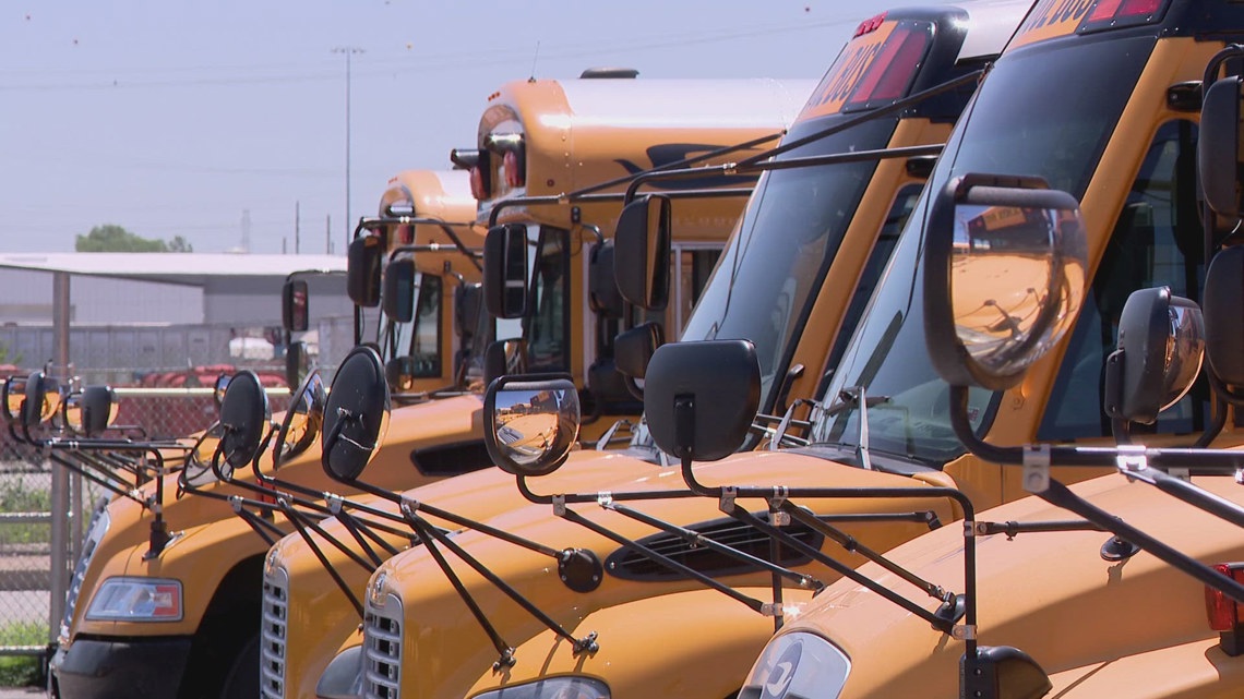 Saint Louis Public Schools Faces Transportation Challenges Just Before School Year Begins