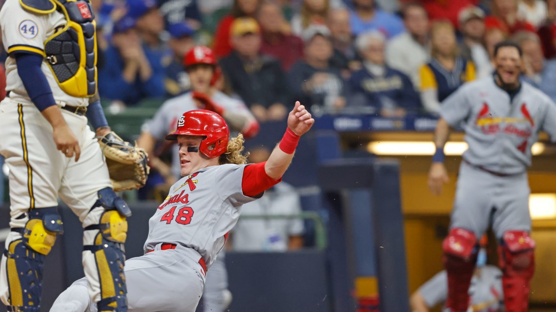 Cardinals run winning streak to 11 games | ksdk.com