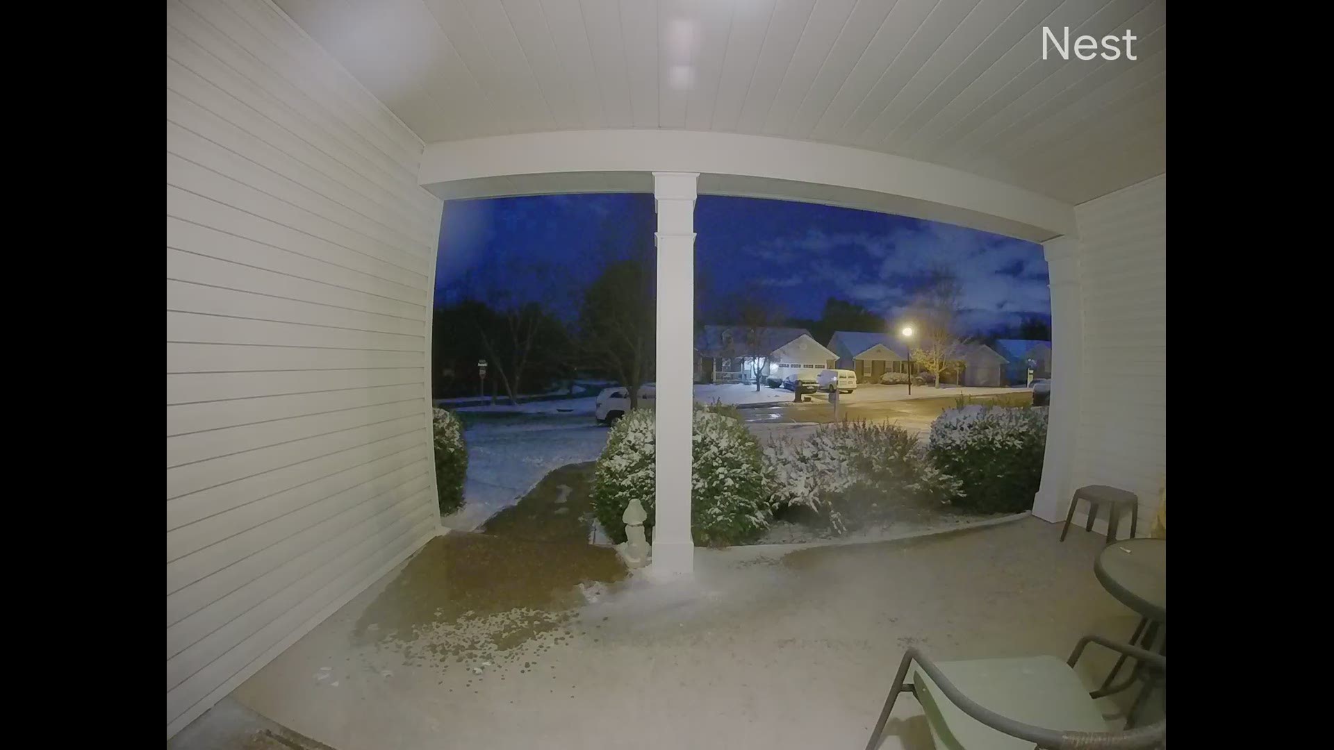 Viewer Tim Mauldin's video doorbell captured video of an apparent meteor streaking through the sky in St. Charles County.