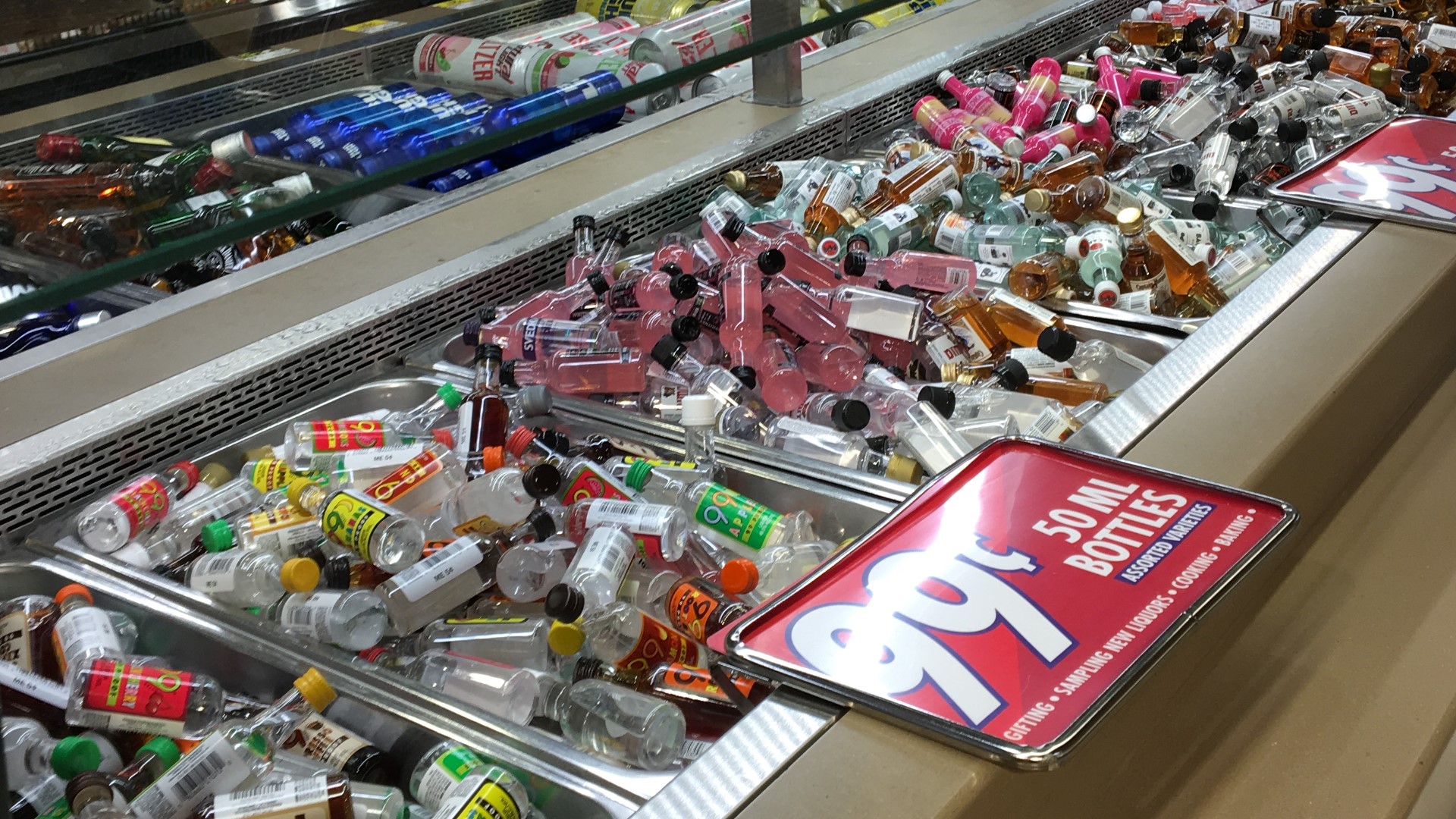 COVID19 St. Louis grocery stores trade salad bars for alcohol