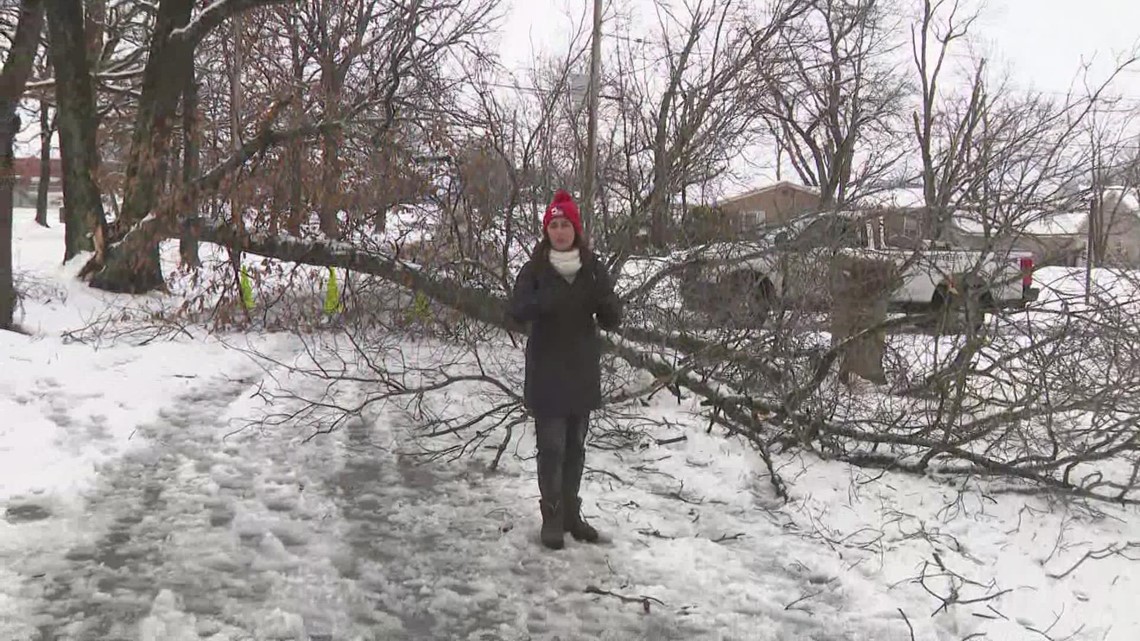 Live storm coverage in Farmington, MO where residents received 10