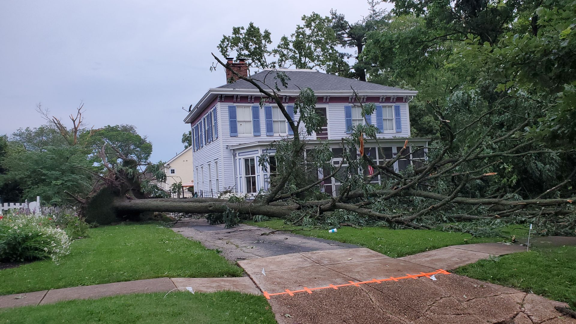 Thousands without power after strong storms | ksdk.com