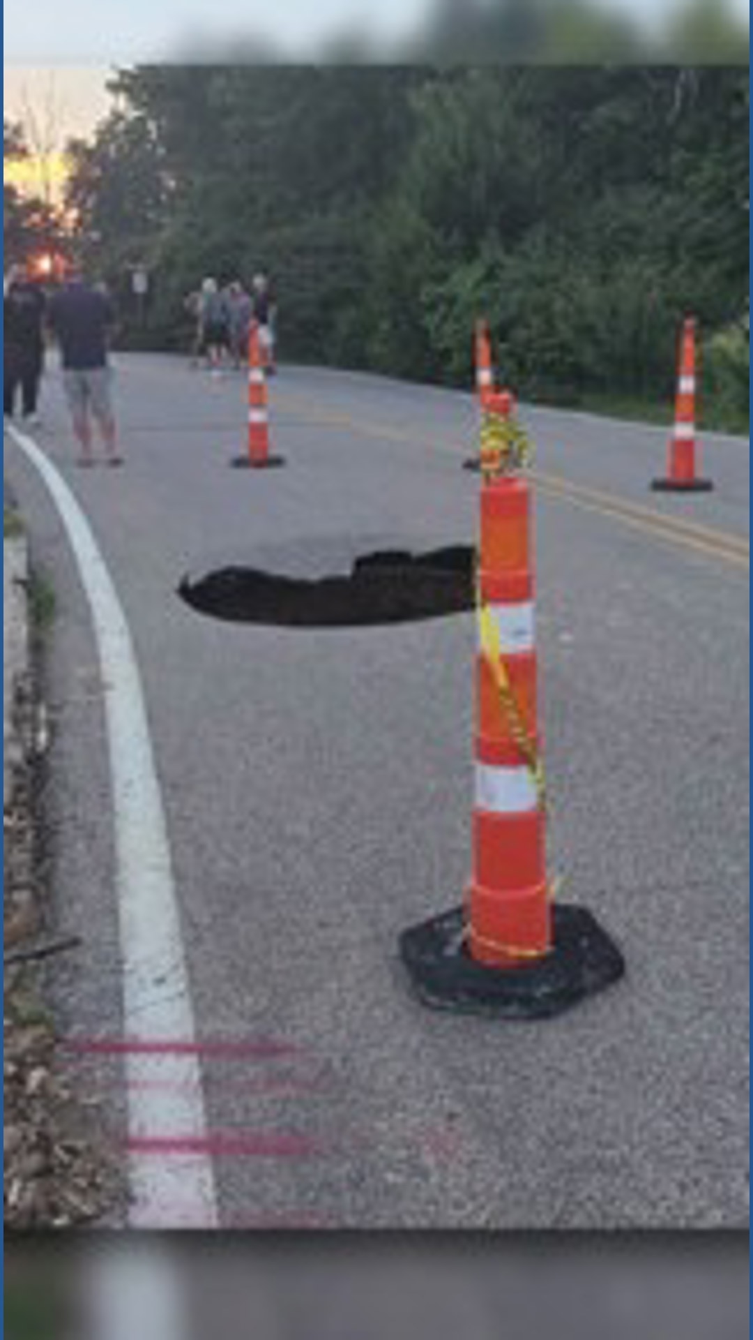 Sinkhole opens up in Lake Saint Louis | ksdk.com