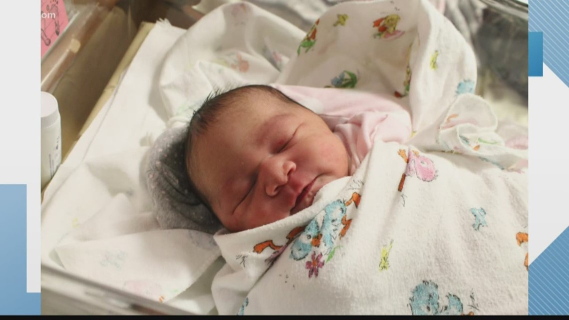 baby-born-on-7-11-at-7-11-weighing-7-pounds-11-ounces-ksdk