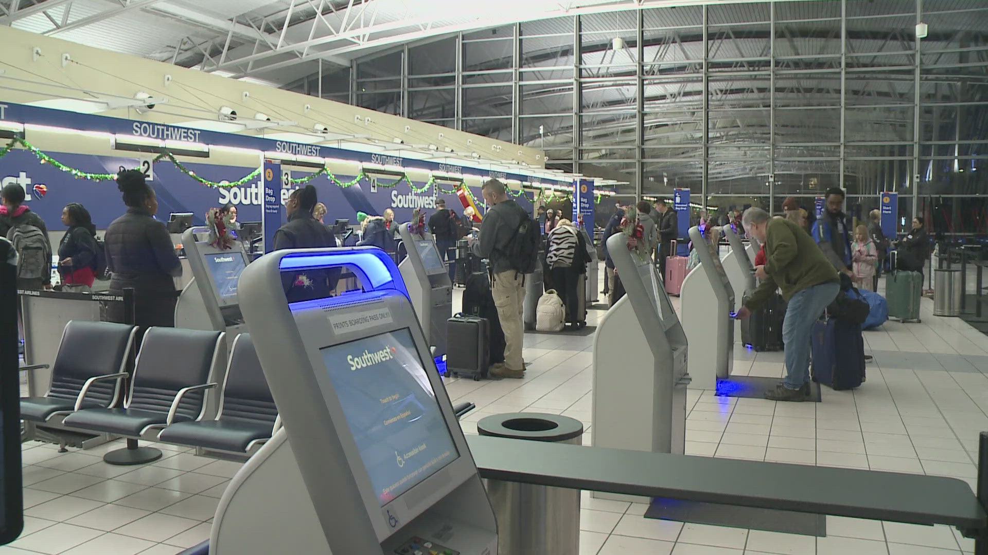 St. Louisans are hitting the road. It's going to be a busy few days at St. Louis Lambert Airport as Thanksgiving travel picks up.