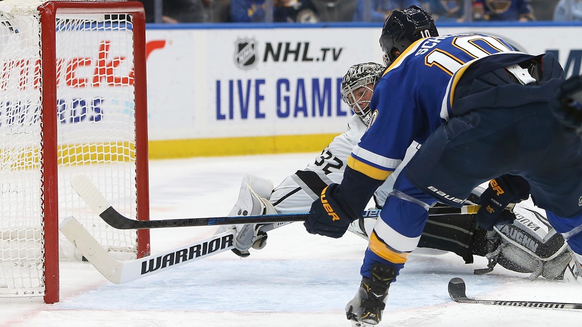 St. Louis Blues - ‪Six-day-old baby Tarasenko is living