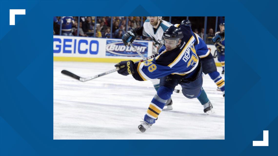 Blues take Dvorsky with No. 10 pick - The Hockey News St. Louis