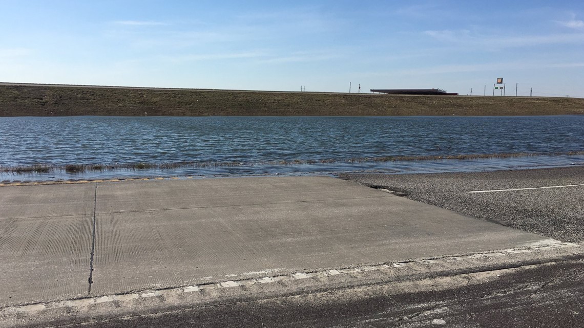 Mississippi River flooding forces Route 67 traffic to reroute | www.bagsaleusa.com