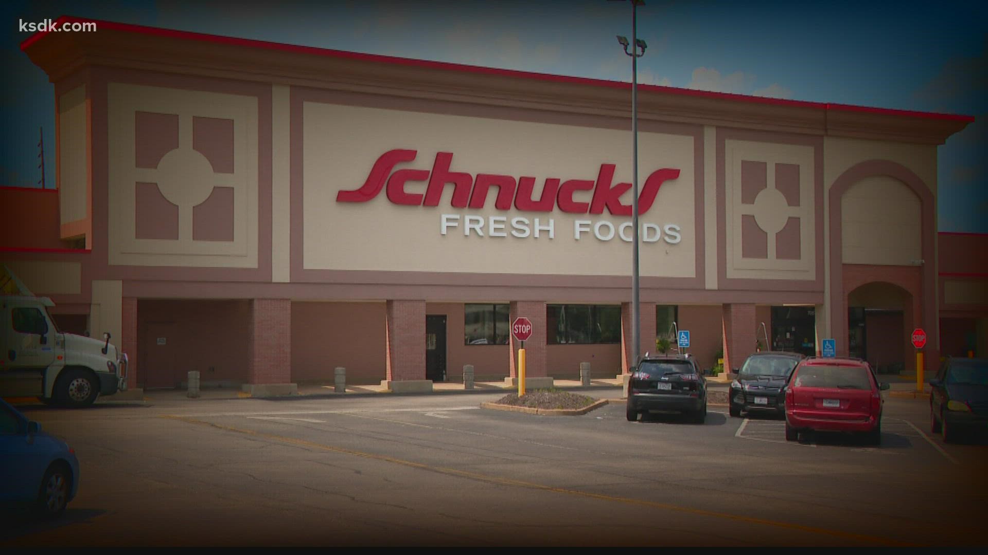 Schnucks announces bonuses, new daily and holiday hours