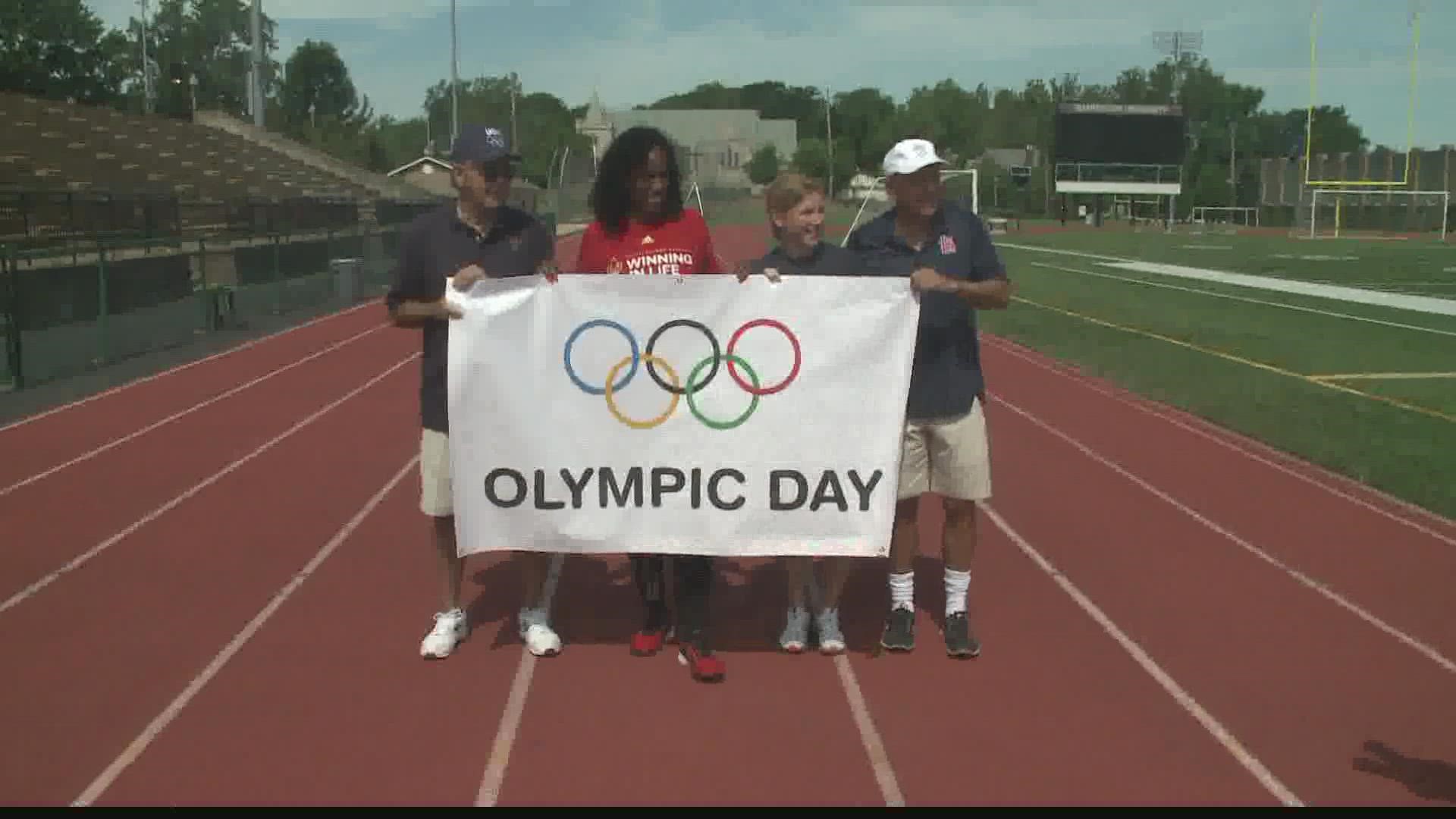 Jackie Joyner-Kersee and Lori Chalupny hosted the celebration of the Olympics in St. Louis.