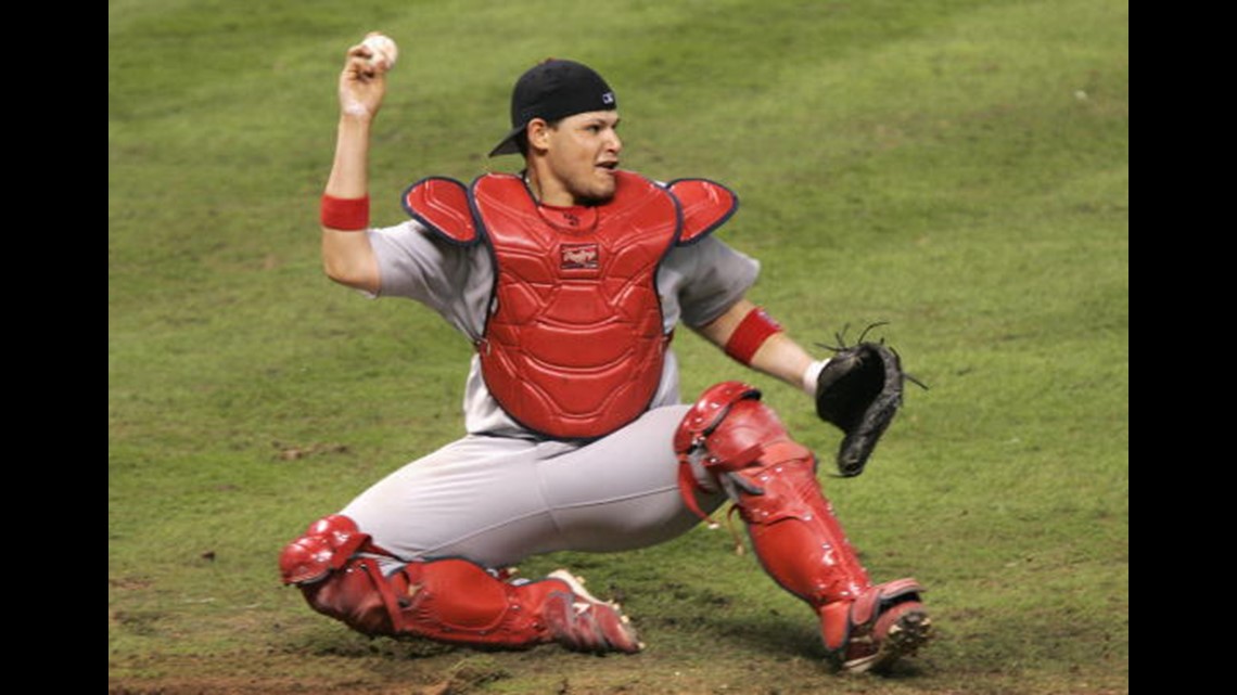 Why the Cardinals don't owe Yadier Molina a thing – Dose of Buffa