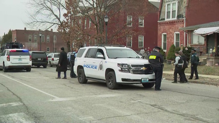 Police shoot, kill suspect while executing search warrant in south St ...