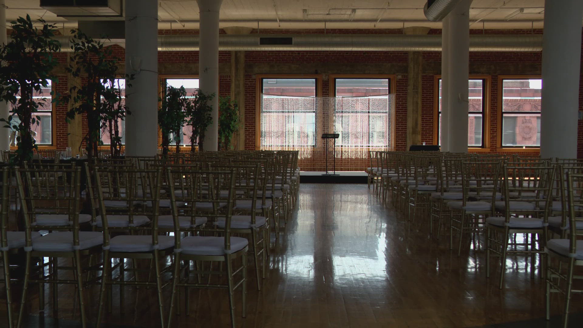 A well-known wedding venue in downtown St. Louis is closing its doors. The owners of Windows on Washington announced that they are closing the venue on Jan. 1, 2025