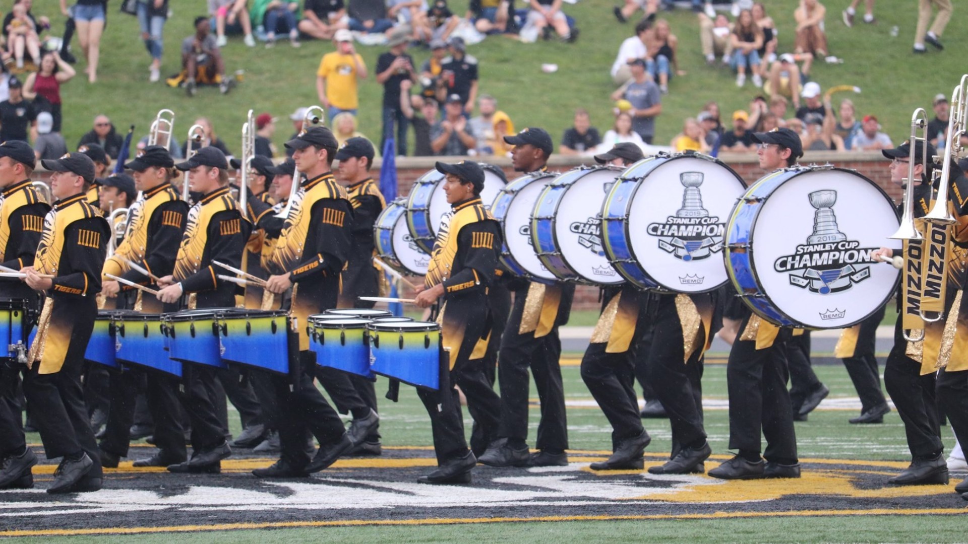 Photos Mizzou halftime tribute to Stanley Cup Champion St. Louis Blues