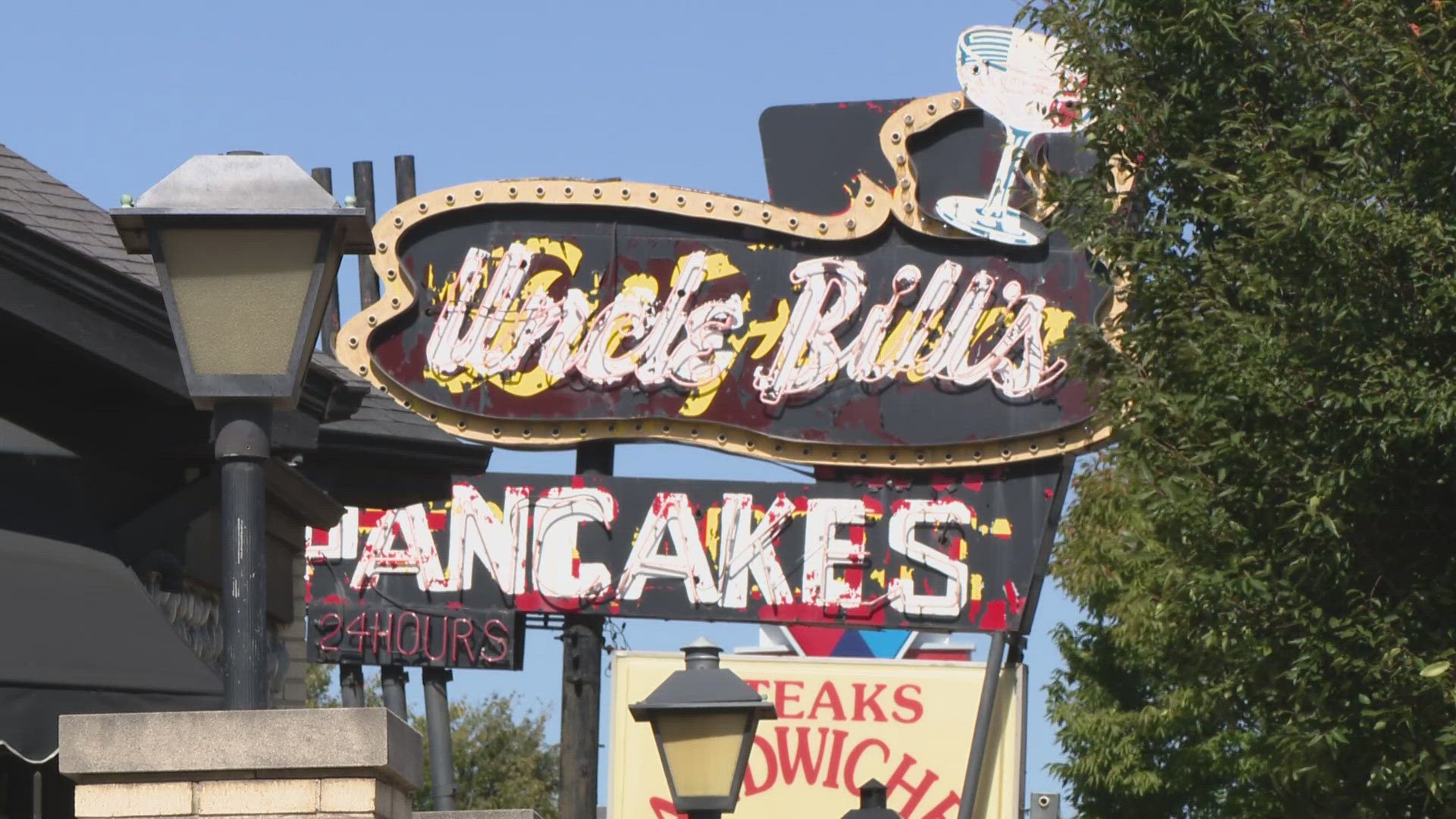 After 60 years in business, Uncle Bill's Pancake House in south St. Louis will close next Tuesday.