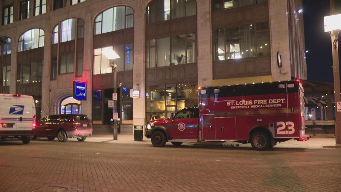 Deaths of 2 women found in their car in downtown St. Louis | ksdk.com