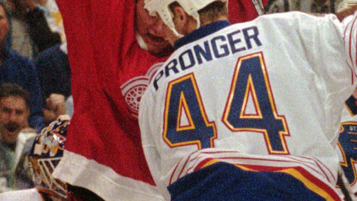 Chris Pronger St. Louis blues hockey retire number