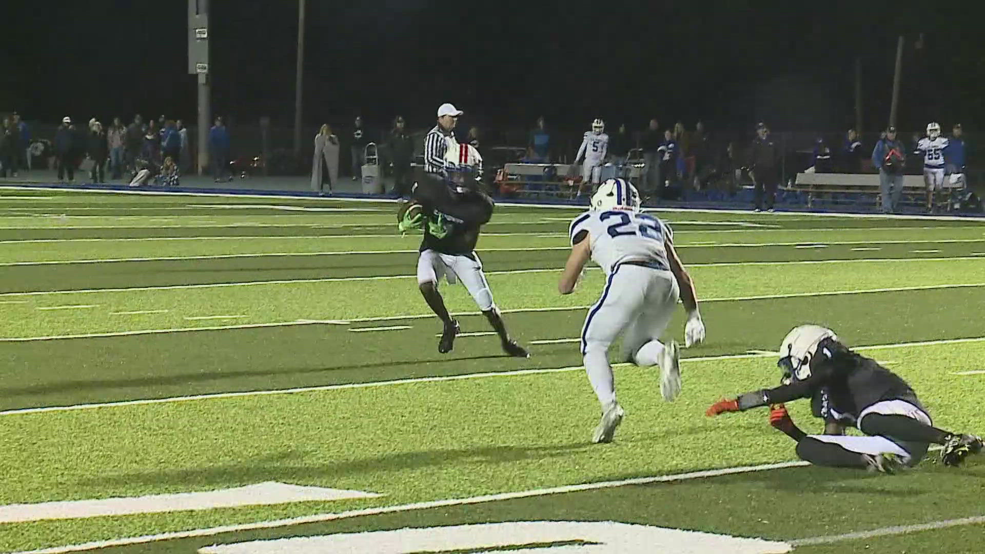 5 On Your Sideline returns with another week of high school football. Here are the best highlights from Columbia vs. Cahokia.