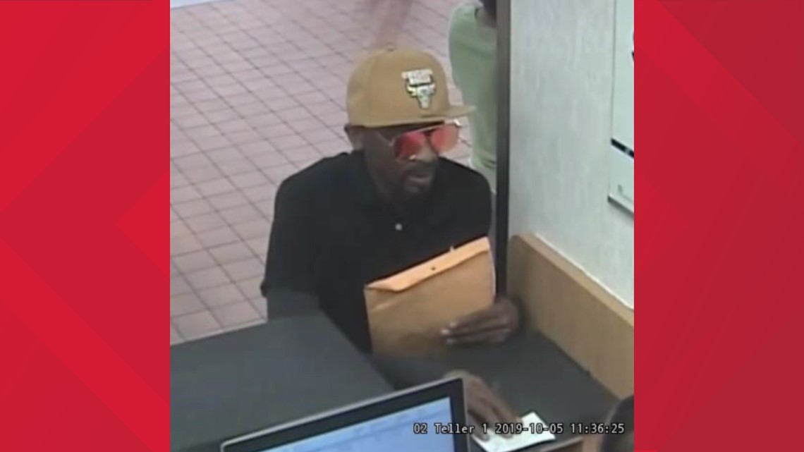 Police looking for man who robbed bank inside Overland Schnucks in October