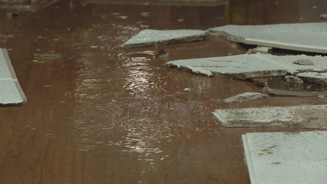 Residents displaced by flooding from broken pipe at downtown St. Louis  apartment building