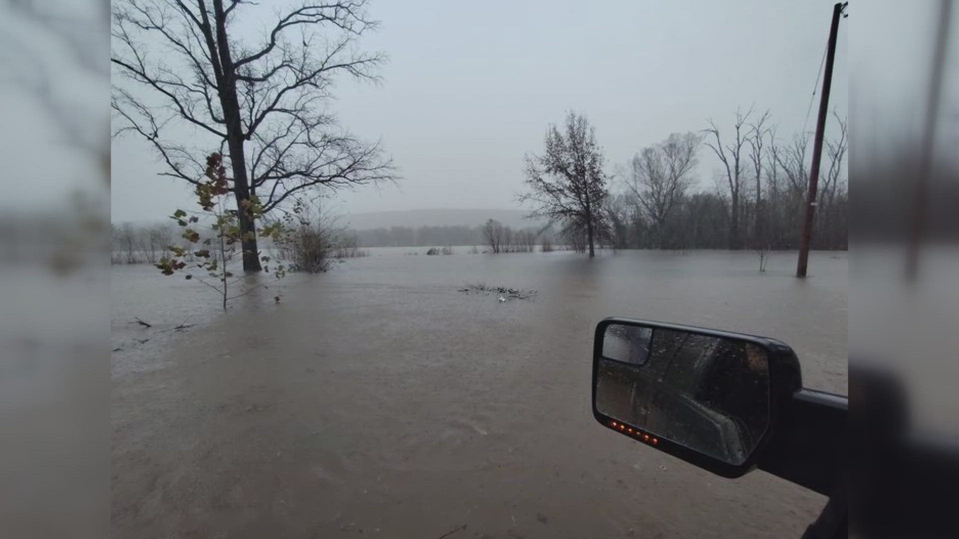 People are being forced to evacuate due to major flooding in St. Francois County. Officials are strongly urging people to leave.