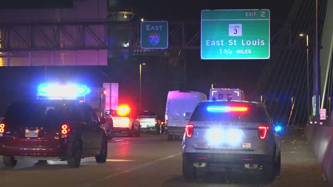 St. Louis County officer suffers minor injury in crash while following ...