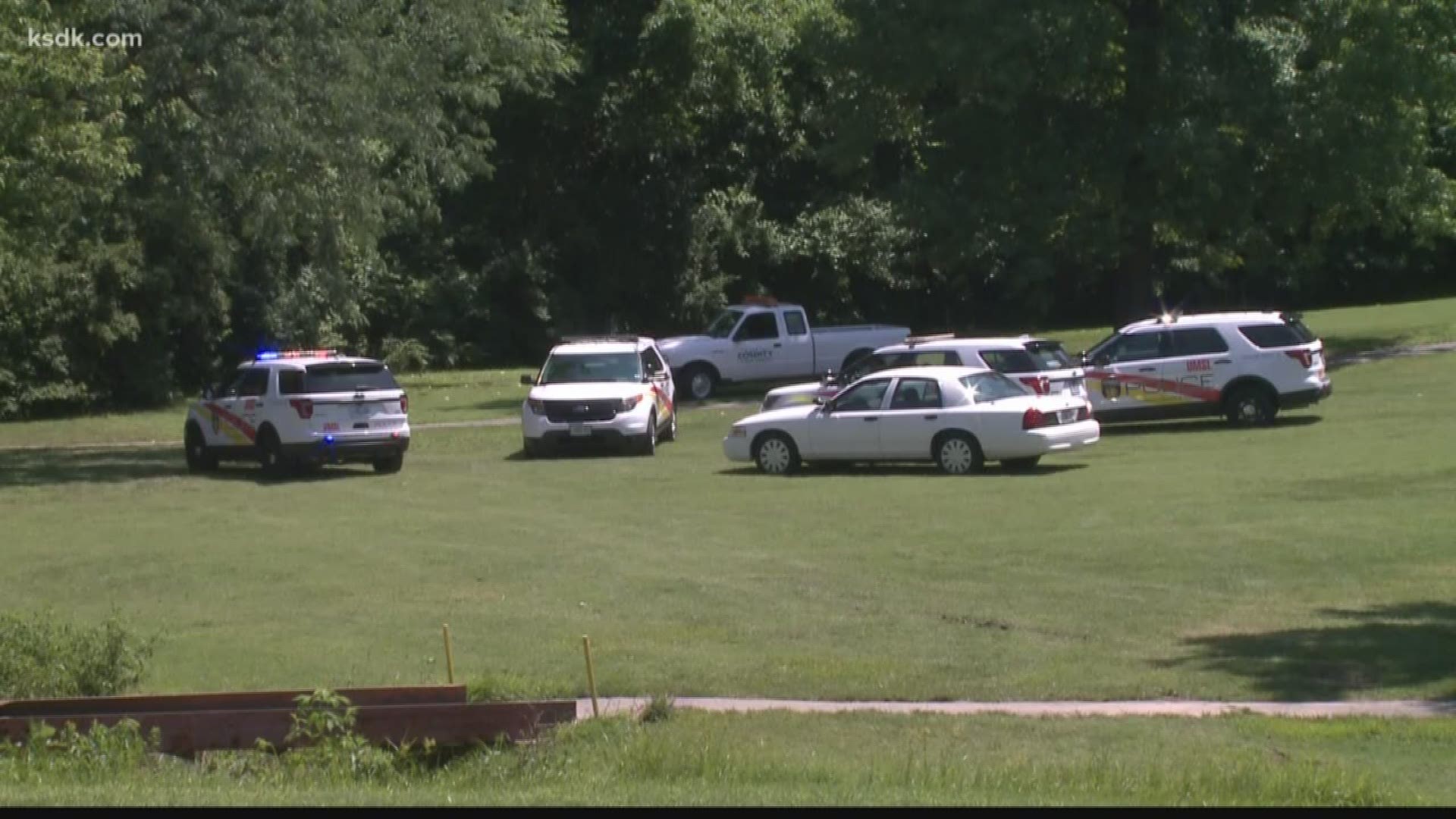 The University of Missouri St. Louis Police Department said officers responded to an incident at the golf club that resulted in the death of a grounds crew member.